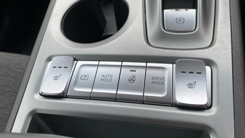 Hyundai KONA 100kW Premium 39kWh 5dr Auto Electric Hatchback